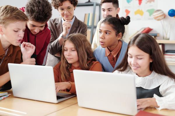 Image for event: AI for teens and caregivers